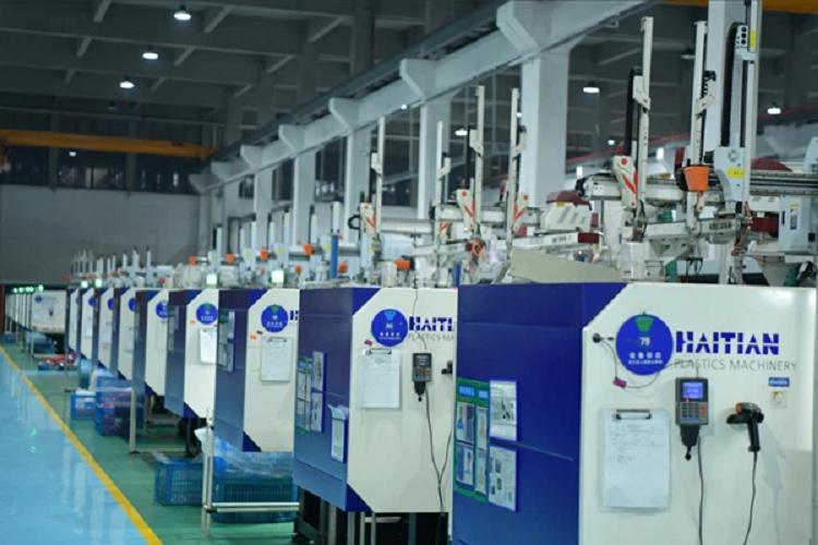 Injection Molding Machines Injection Molding Machines